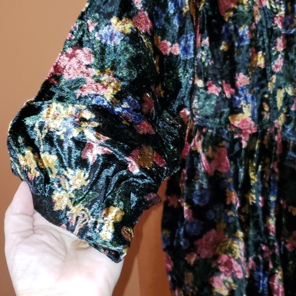 90's Vintage VELOUR FLOWER HIPPIE DRESS - Picture 2 of 6
